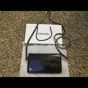 Authentic Chanel wallet on chain